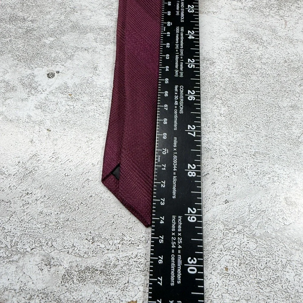 Calvin Klein Silk Tie Mens One Size Red Solid Silk Viscose Made In China Necktie